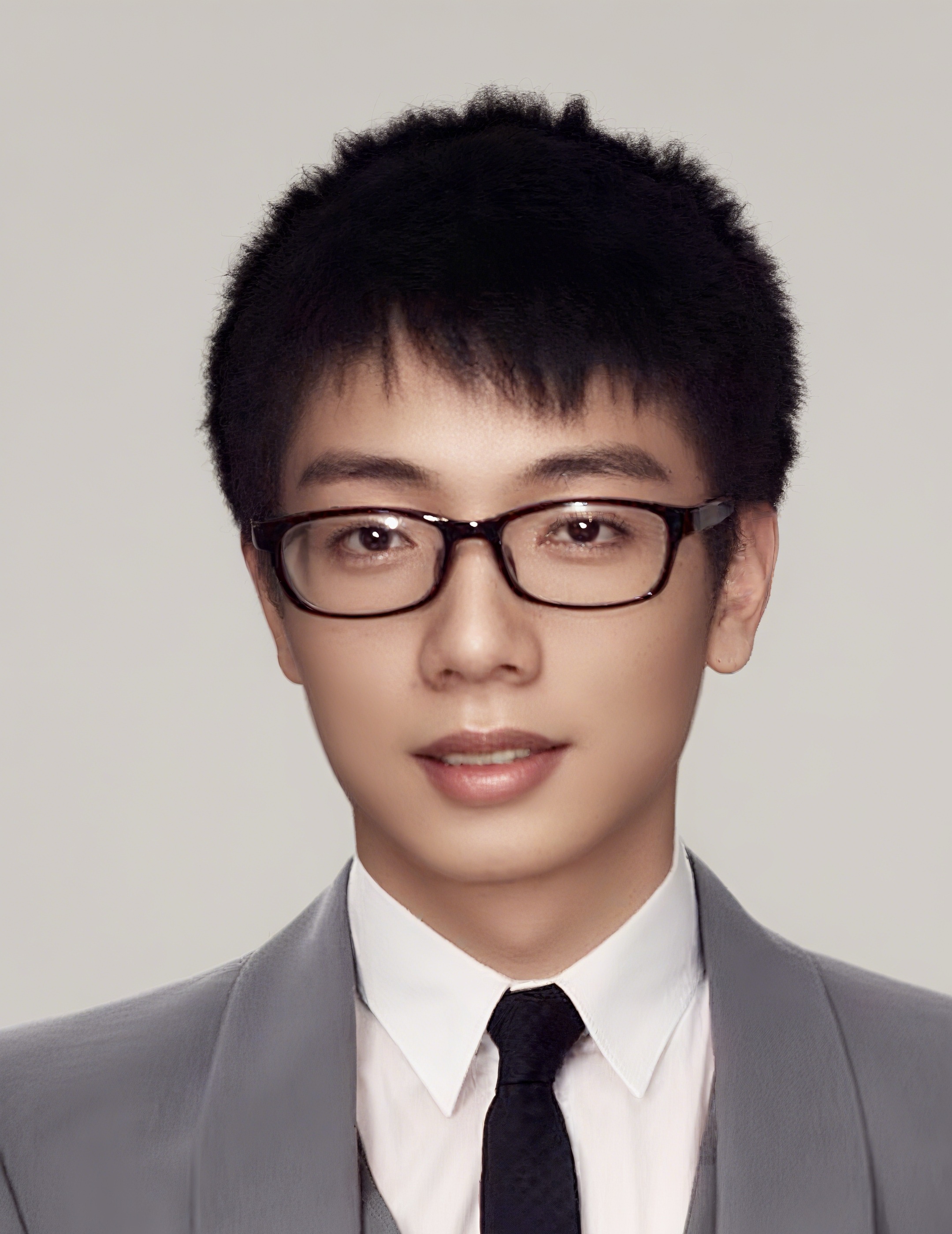 Haopeng Li